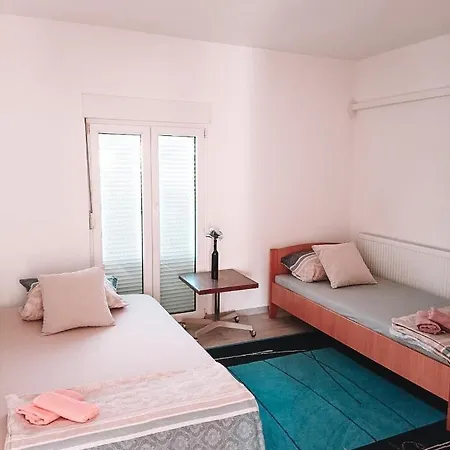 Poseidon House Apartman *