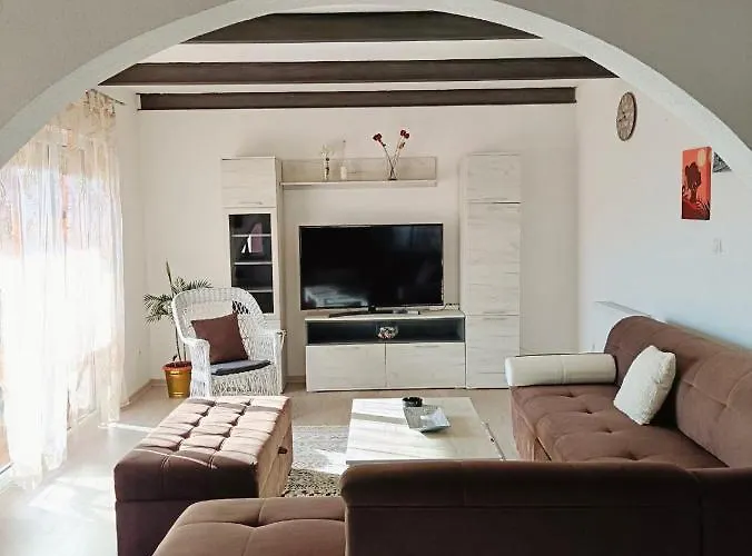 Poseidon House Апартаменты *