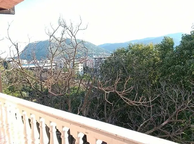 Poseidon House * Мостар